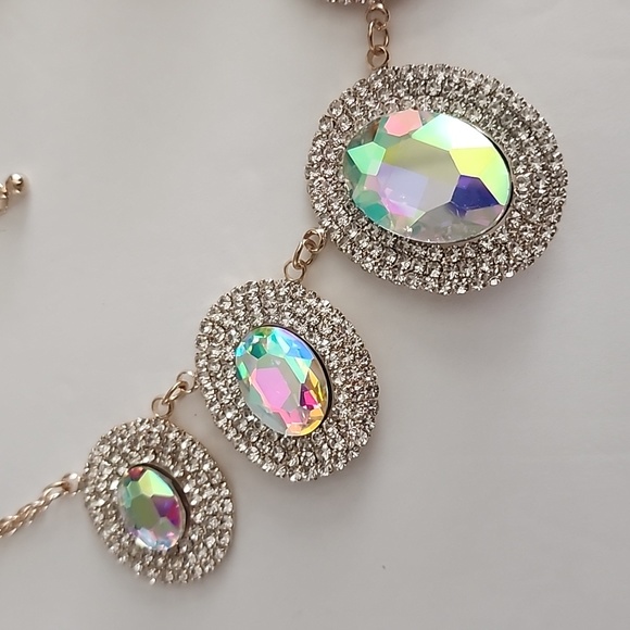 Statement Iridescent AB Necklace Earrings Set - Picture 4 of 9